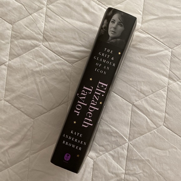 Elizabeth Taylor Biography - Picture 3 of 3